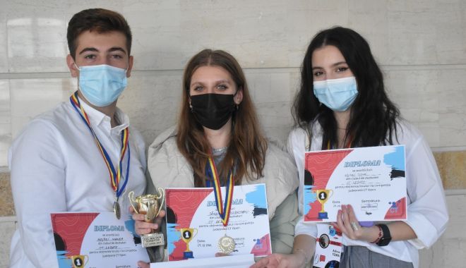 Elevii constănţeni au participat la dezbateri legate de pandemia de Covid-19 - competitie2-1635185163.jpg