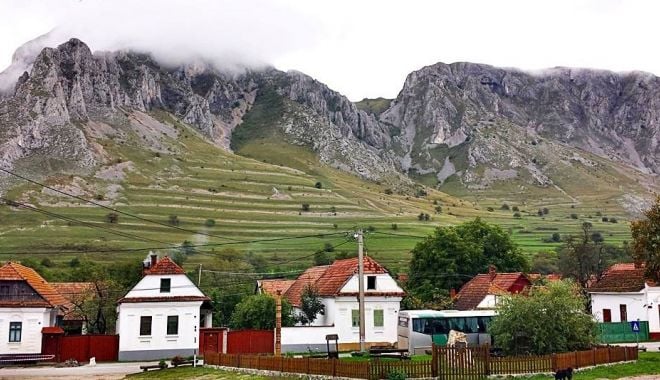 Turism rural în România. Două sate conduc topul celor mai tari destinații de la noi din țară