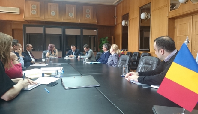 Comunitatea maritimă  și fluvială strânge rândurile - comunitateamaritima-1488218575.jpg