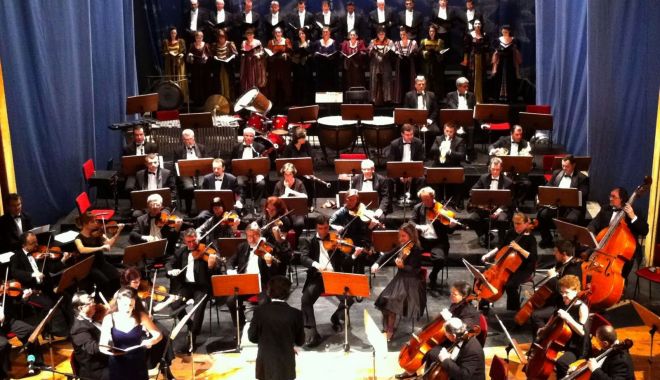 Concert de Anul Nou, la Teatrul 