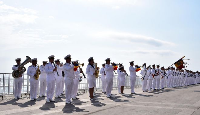 Concerte de muzică militară  pe falezele din Constanța și Mamaia - concerte-1533306935.jpg