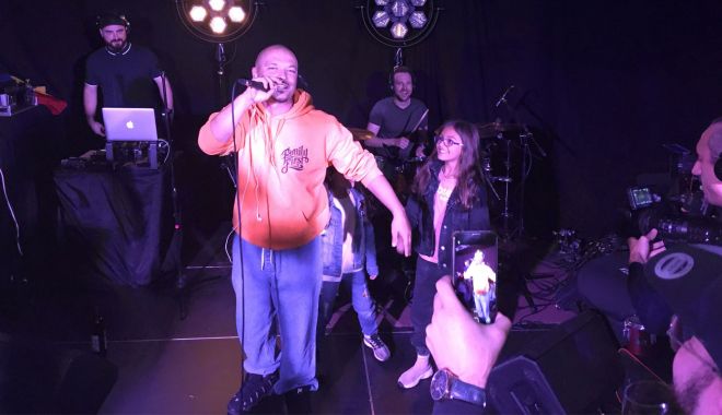 Club din Mamaia, amendat la un concert al lui Puia - concertpuya-1595101998.jpg