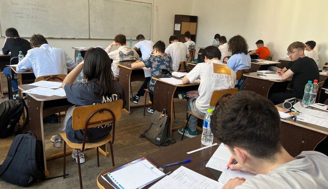 Cei mai buni matematicieni s-au reunit la Concursul ”N.N. Mihăileanu”, găzduit de Colegiul ”Mircea” - concurs-nn-mihaileanu-1717156020.jpg