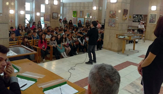 Concurs interșcolar de recitări, la Biblioteca județeană - concursinterscolar-1490115608.jpg