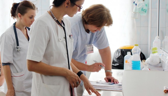 Noi posturi de asistente medicale la Spitalul Județean Constanța - concurspentruasistente-1349882988.jpg