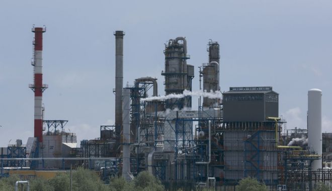 Rompetrol a reluat operaţiunile de încărcare a ţiţeiului din conducta Caspian Pipeline Consortium - conducta-1648219372.jpg