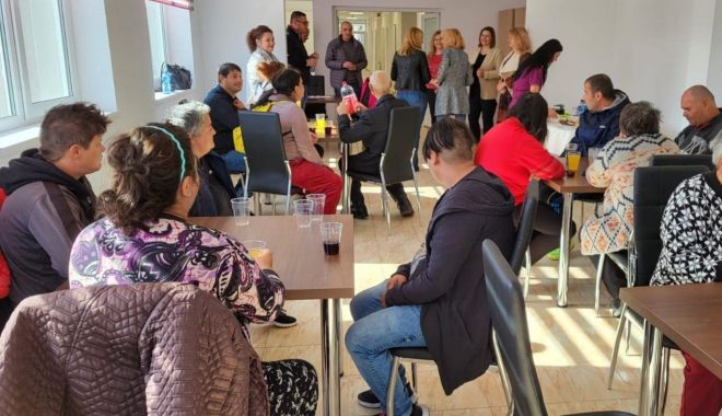 Proiectul Centrului de Zi pentru Persoane Adulte cu Dizabilități Chirnogeni a fost finalizat - conf-chirnogeni-1697797675.jpeg