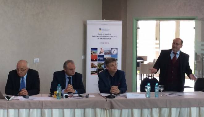 Specialiști reumatologi  și balneologi  din întreaga țară, reuniți la Eforie Sud - conferintanationala-1444228265.jpg