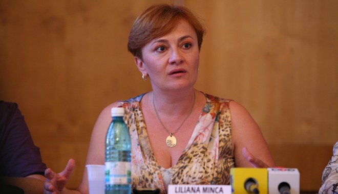 Cazurile de abandon și adopție, în atenția femeilor din PC Constanța - conferintapcabandonadoptielilian-1315857731.jpg