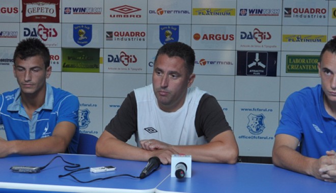 FC Farul: Nițescu și Ivanovici cer sprijinul suporterilor - conffcfarul4-1316704436.jpg