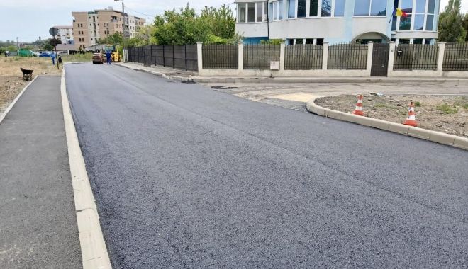 Administrația locală a îmbunătățit accesul rutier și pietonal în cartierul Km 5 - conforturbanasfaltare-1589906339.jpg