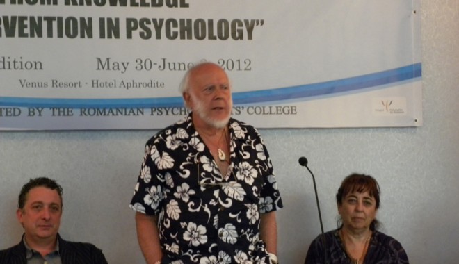 Metode psihoterapeutice unice, prezentate la malul Mării Negre - confpropsi30mai2-1339430073.jpg