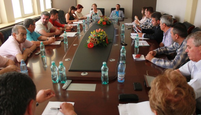 Consilierii din Mangalia, convocați la ședință - consilieriidinmangalia15-1410708167.jpg