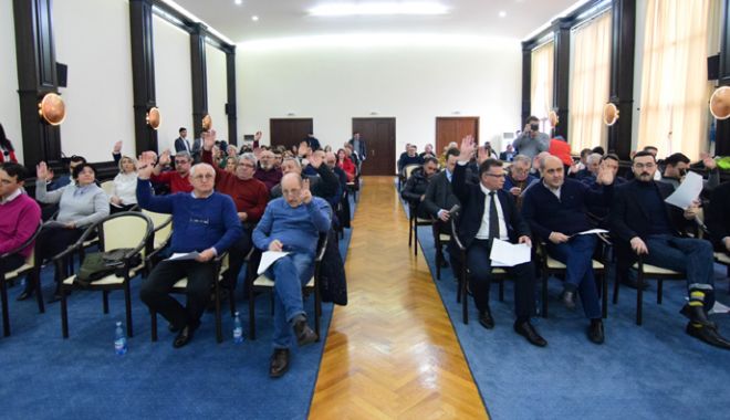 Consilierii județeni, convocați în ședință. Ce proiecte  sunt supuse votului - consilieriijudeteni-1539876505.jpg