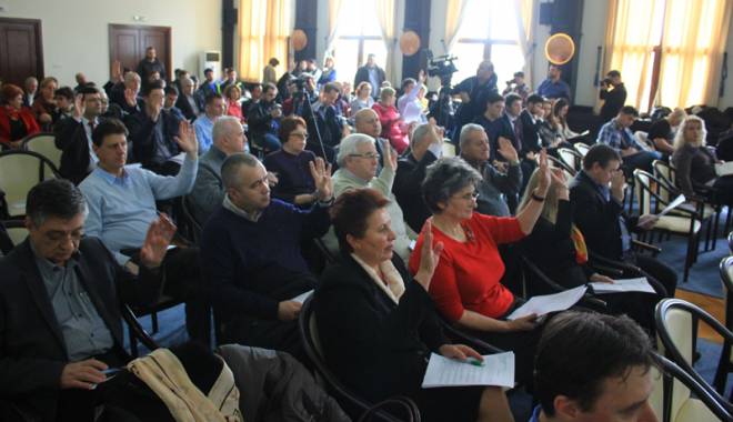 Consilierii județeni au împărțit banii județului. Câți sunt în 