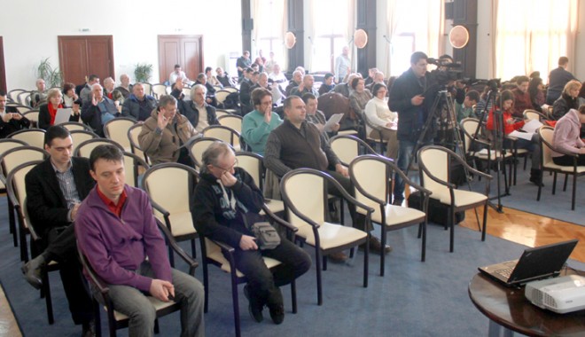 Ședință ordinară la Consiliul Județean. Încă cinci proiecte pe ordinea de zi - consilieriijudeteniauvotatcjc139-1406802800.jpg