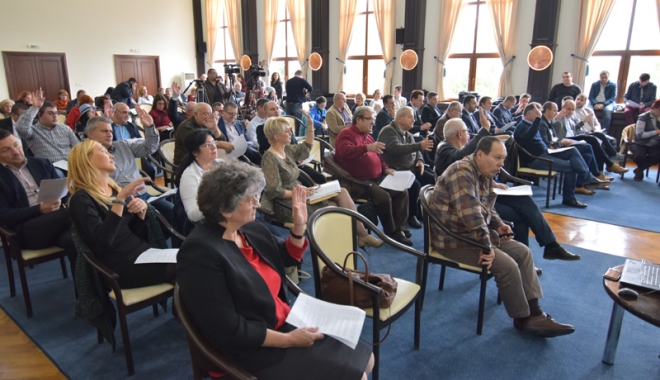 Consilierii județeni, convocați în ședință extraordinară - consilieriijudeteniconvocati-1478711292.jpg