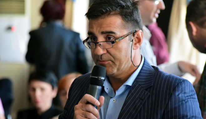 Liberalii au blocat construirea bisericii în stațiunea Mamaia - consilieriiliberali-1475253748.jpg