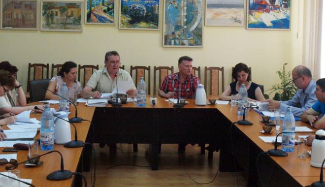 Consilierii locali  din Medgidia, convocați la ședință - consilieriilocalidinmedgidia-1416852143.jpg