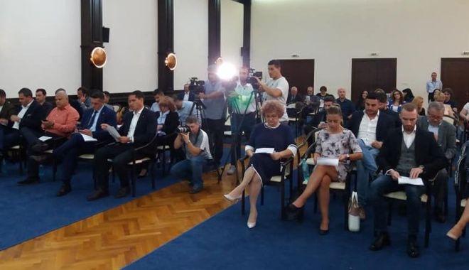 Consilierii din Constanța se reunesc în ședință. Subvenția la căldură, pe ordinea de zi - consilieriilocalisubventiecaldur-1570996667.jpg