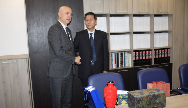 Consilierul economic și comercial din cadrul Ambasadei Republicii Populare Chineze în România, în vizită la CCINA - consilieruleconomicsicomercialdi-1574775275.jpg
