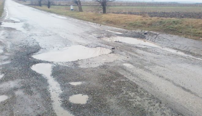 Consiliile judeţene vor primi anul viitor un buget de un miliard de lei pentru drumuri - consiliijudetenedrumuri-1639768354.jpg