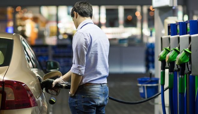 Consiliul Concurenţei verifică piaţa carburanţilor, pe fondul creşterii preţurilor - consiliulconcurenteiverificapiat-1634663910.jpg