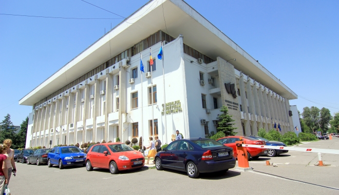 CJC dezbate public mai multe proiecte culturale - consiliuljudetean1-1473868233.jpg