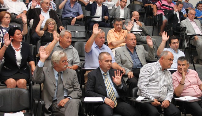 În ce comisii lucrează consilierii județeni din Constanța - consiliuljudeteanconstanta-1342714253.jpg