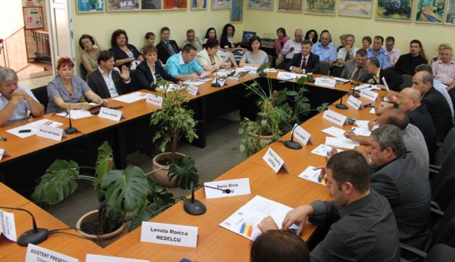Consilierii locali din Medgidia, convocați la ședință. Ce proiecte vor discuta - consiliullocalmedgidia2-1459275564.jpg