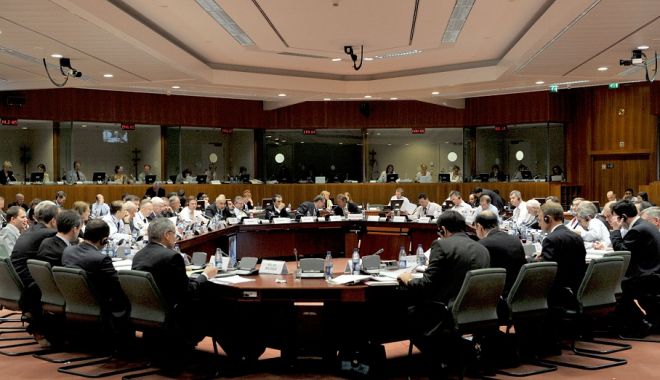 Miniștrii europeni ai Agriculturii decid marți, soarta produselor agricole din Ucraina
