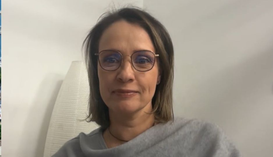„Constanța Vorbește” - Adolescența - Probleme emoționale și identitare - constanta-vorbeste-1771351386.webp