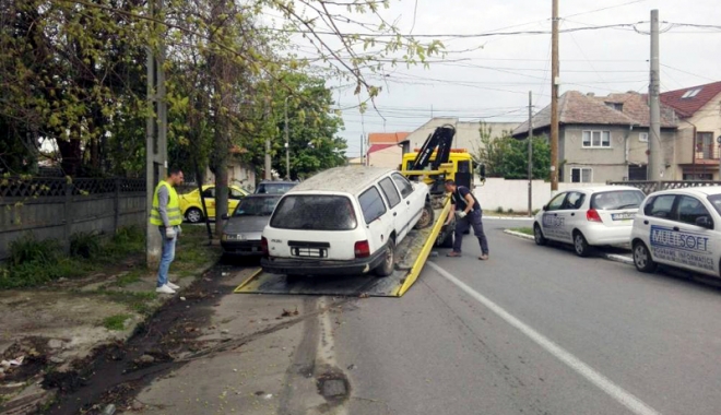 Primăria Constanța ridică vehiculele abandonate pe domeniul public - constantamasiniabandonate-1516808571.jpg