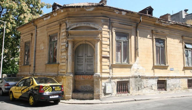 Galerie foto - Constanța, orașul clădirilor istorice lăsate în paragină - constantaorasulcladirilorvechi6-1409764055.jpg