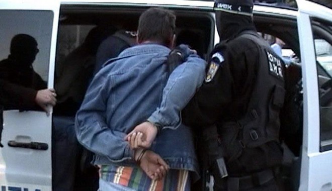Constănțean căutat de polițiștii din Italia, pentru proxenetism și viol - constanteancautatinitaliaproxene-1392146765.jpg
