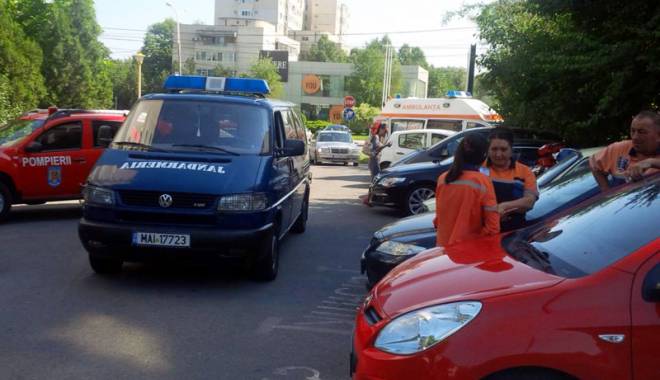 A vrut să se arunce de la etajul zece dar  a fost salvat la timp de șeful ISU Dobrogea - constanteanconvins-1436982092.jpg