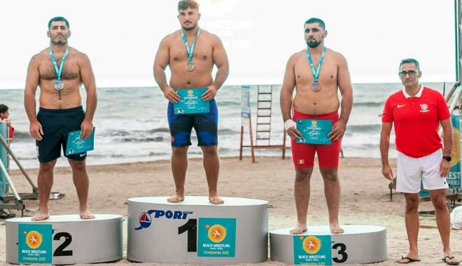 Constănţeanul Vlad Caraş, medaliat cu bronz la Mondialele de lupte pe plajă