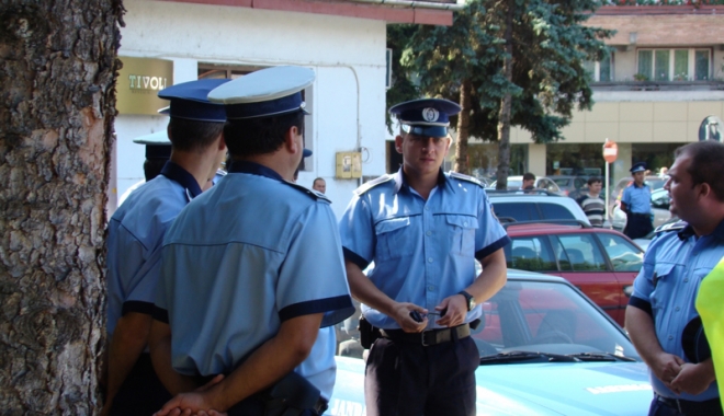 Constănțenii din zonele Dacia, Delfinariu și Complex Unirii, avertizați de polițiști - constantenii-1505928558.jpg