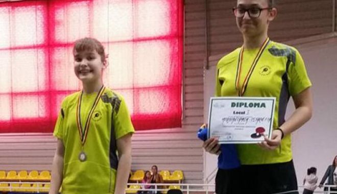 Constănțenii au acaparat podiumurile la turneele de tenis de masă - constantenii1523894161-1523949879.jpg
