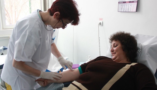 Constănțenii au donat sânge și de sărbători - constanteniiaudonatsange-1398098381.jpg