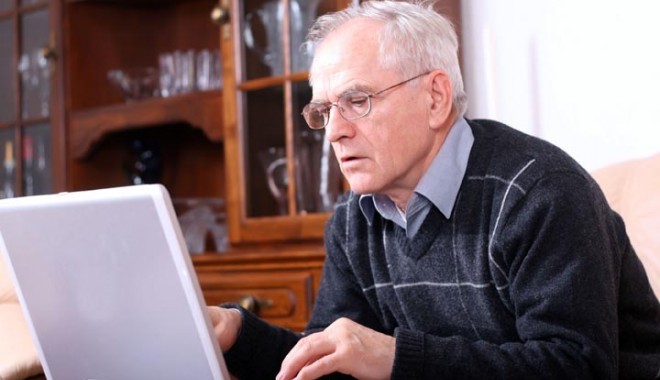 Constănțenii au mutat talciocul pe internet - constanteniiaumutattalcioculpein-1390406979.jpg