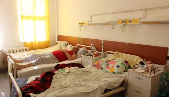 Constănțenii, internați în spital doar pentru operații sau boli grave - constanteniiinternati-1421167513.jpg