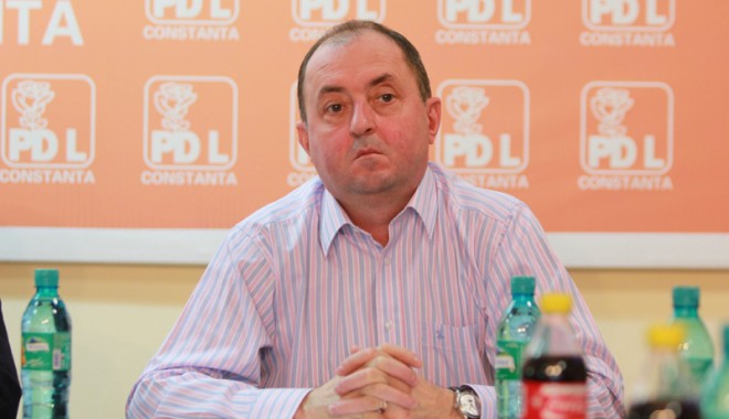Democrat-liberalii își aleg liderul de la Municipiu după Paști - constantinchirila1-1367261260.jpg