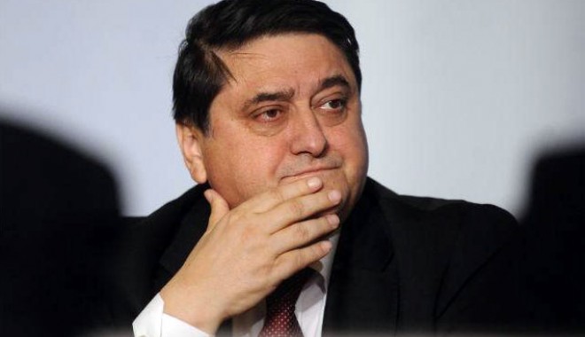 Constantin Niță la RFI: Lucrările la reactoarele 3 și 4 de la Cernavodă ar trebui să înceapă spre finalul lui 2014 - constantinnita1-1385545535.jpg