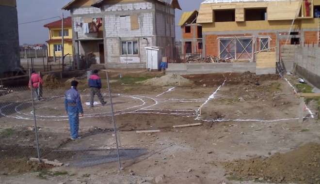Se construiește mai puțin în sud - estul țării. Scăderea este semnificativă - constructie-1351515803.jpg