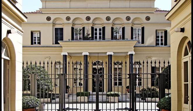 Olanda își închide consulatul din Istanbul, din cauza unei posibile amenințări teroriste - consulat-1458733578.jpg