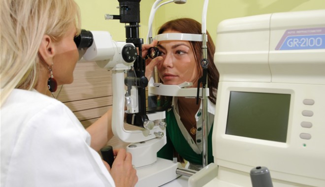 Diagnosticarea maladiei Alzheimer, printr-un control oftalmologic - consult13172174051336653326-1384445719.jpg