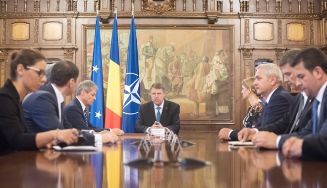 Iohannis cheamă partidele la consultări. PSD refuză invitația președintelui - consultaricotroceniiohannis-1481651354.jpg