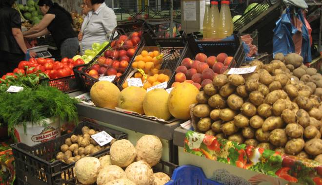 Consumul de alimente pe familie va crește cu 1.155 lei pe an - consumuldealimente-1433174372.jpg