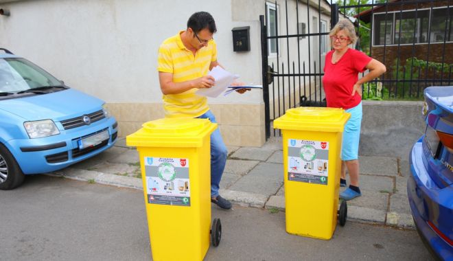Continuă distribuirea pubelelor galbene în zonele de case din  Constanța - continuadistribuirea-1599493375.jpg